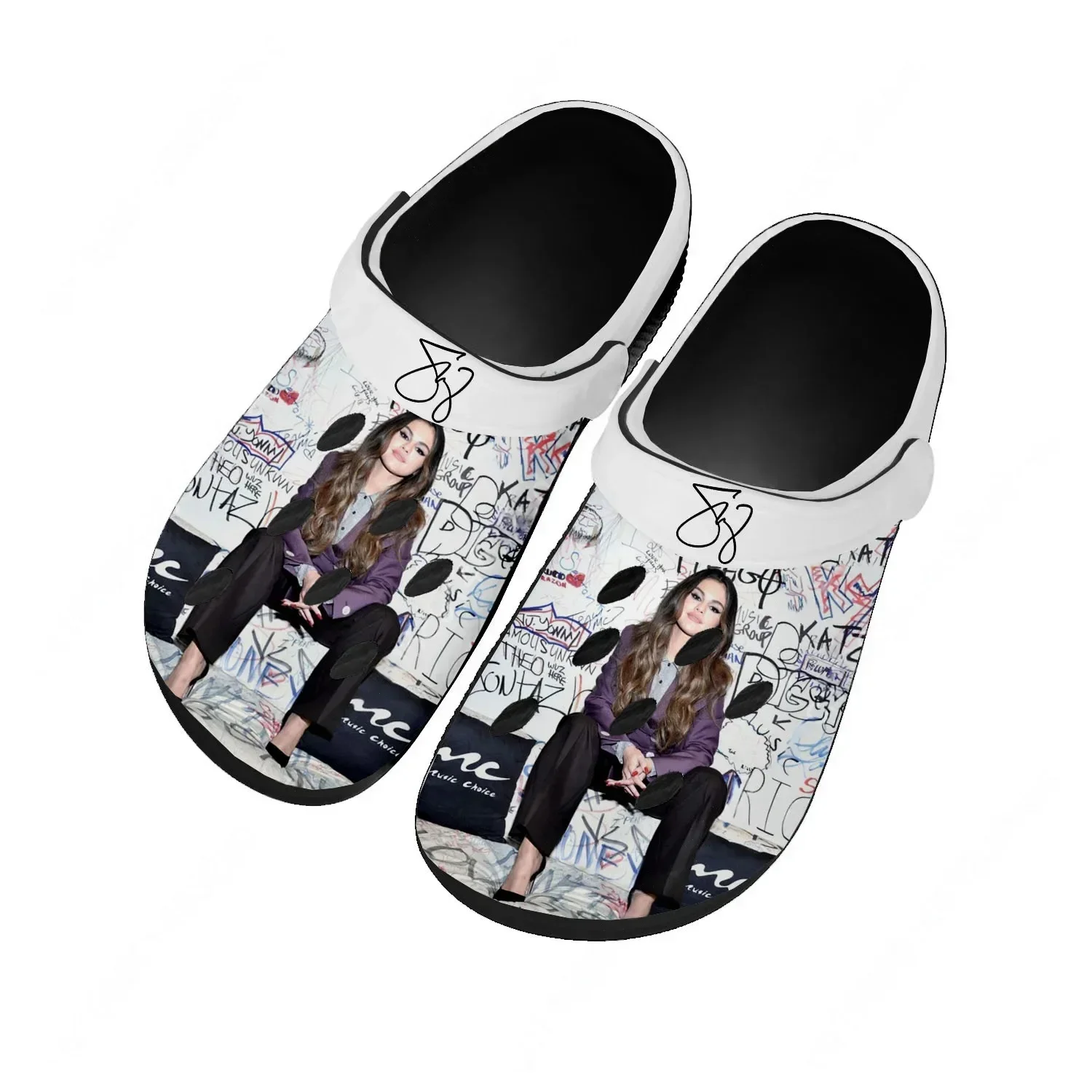

Selena Gomez Water Shoes Mens Womens Comfortable Fashion Home Garden Clogs Customizd Sandals Beach Breathable Hole Slippers