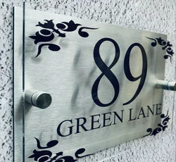 House Number Plate Customized Acrylic Door Number Signs Street Name Plaque with Pretty Designs on Each Corners