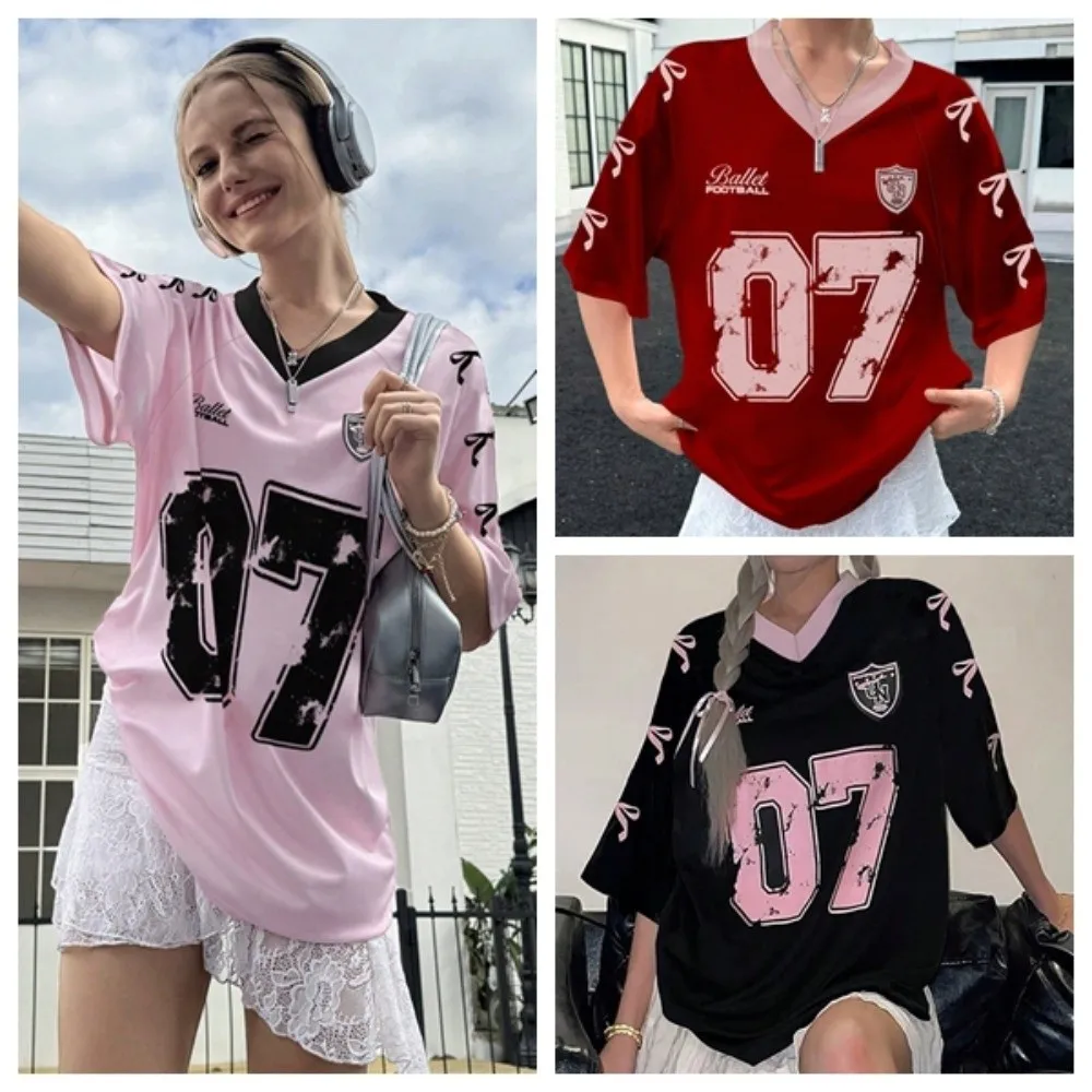 

Спортивные теннисные футболки с V-образным вырезом для подростков, женские укороченные топы с принтом номеров, свободные футболки больших размеров с бантом и надписью, для путешествий