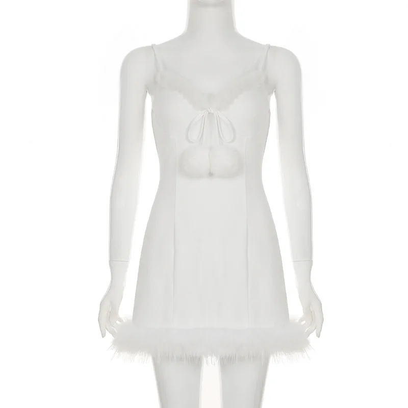 Robe de soirée en fourrure blanche pour femme, mini robes de luxe, tambour sexy, robes en fourrure, vêtements élégants, fête de Noël, hiver 2024