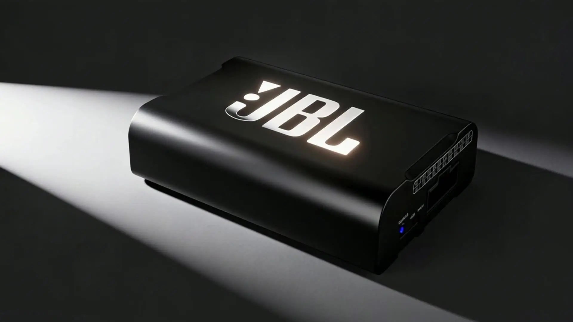 JBL カーオーディオアンプ 4チャンネル 12V ABクラス パワーアンプ