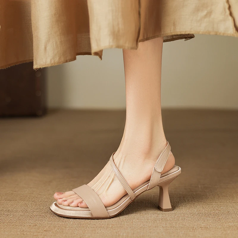 Sandales d'été pour femmes, en cuir naturel, 22-25cm, en peau de mouton + peau de porc + pu, à la mode, avec boucle à la cheville, chaussures à talons hauts, nouvelle collection 2026