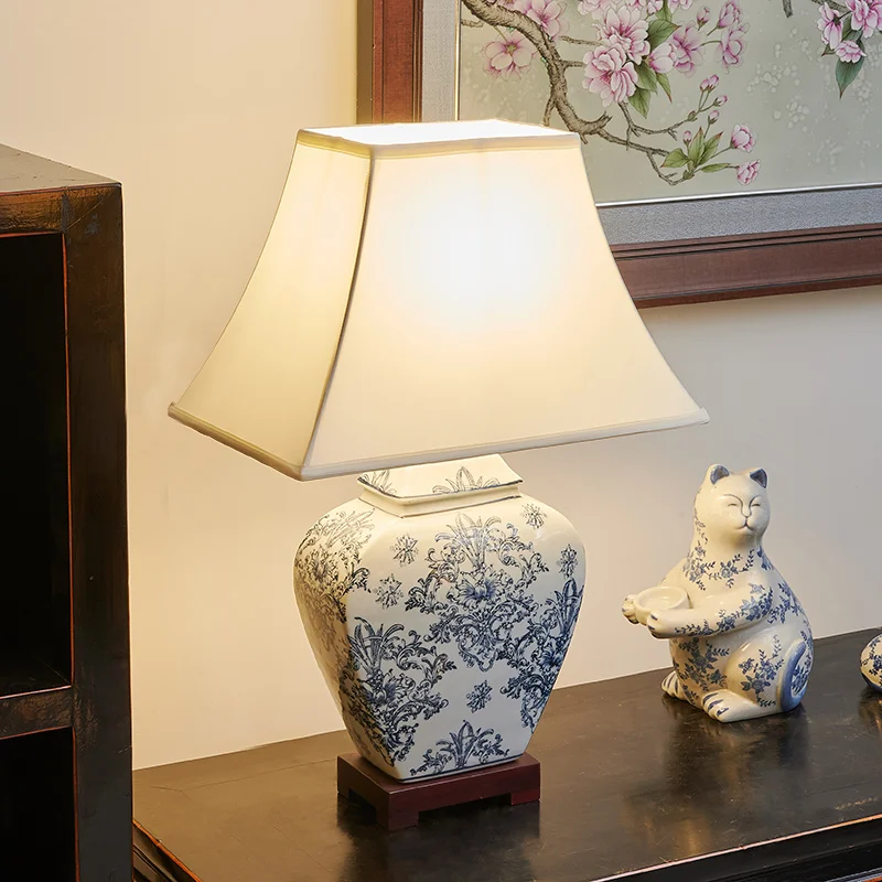 

Blue and white porcelain table lamp, living room, bedroom, bedside study, American new Chinese Jingdezhen ceramic table lamp,