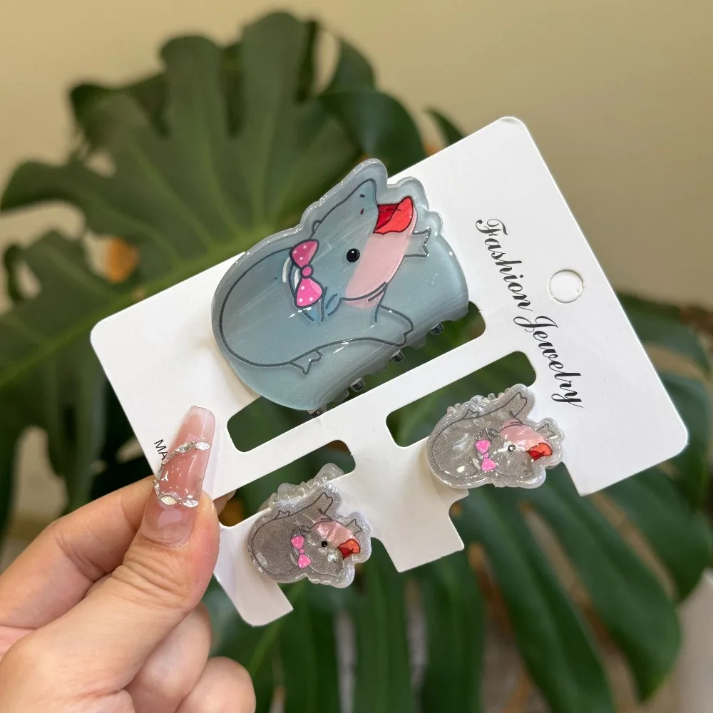 

1/3Pcs Casual Kawaii Miss Hippo Hair Claw Acrylic Flower Small Shark Clip Set Geometry Headwear Cartoon Capybara Hair Clip Girls