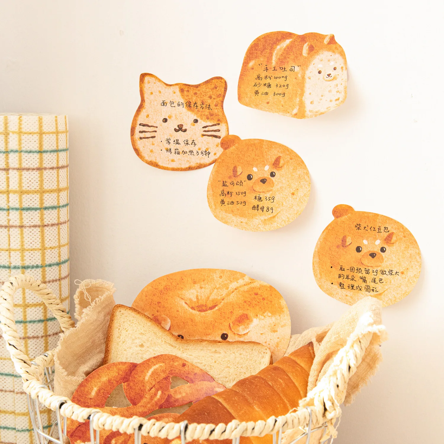 30 Sheets Kawaii Animal Bread Toast Sticky Note Pads Cute Self-Adhesive Memo Notepad School Office Supplies Stationery Planner