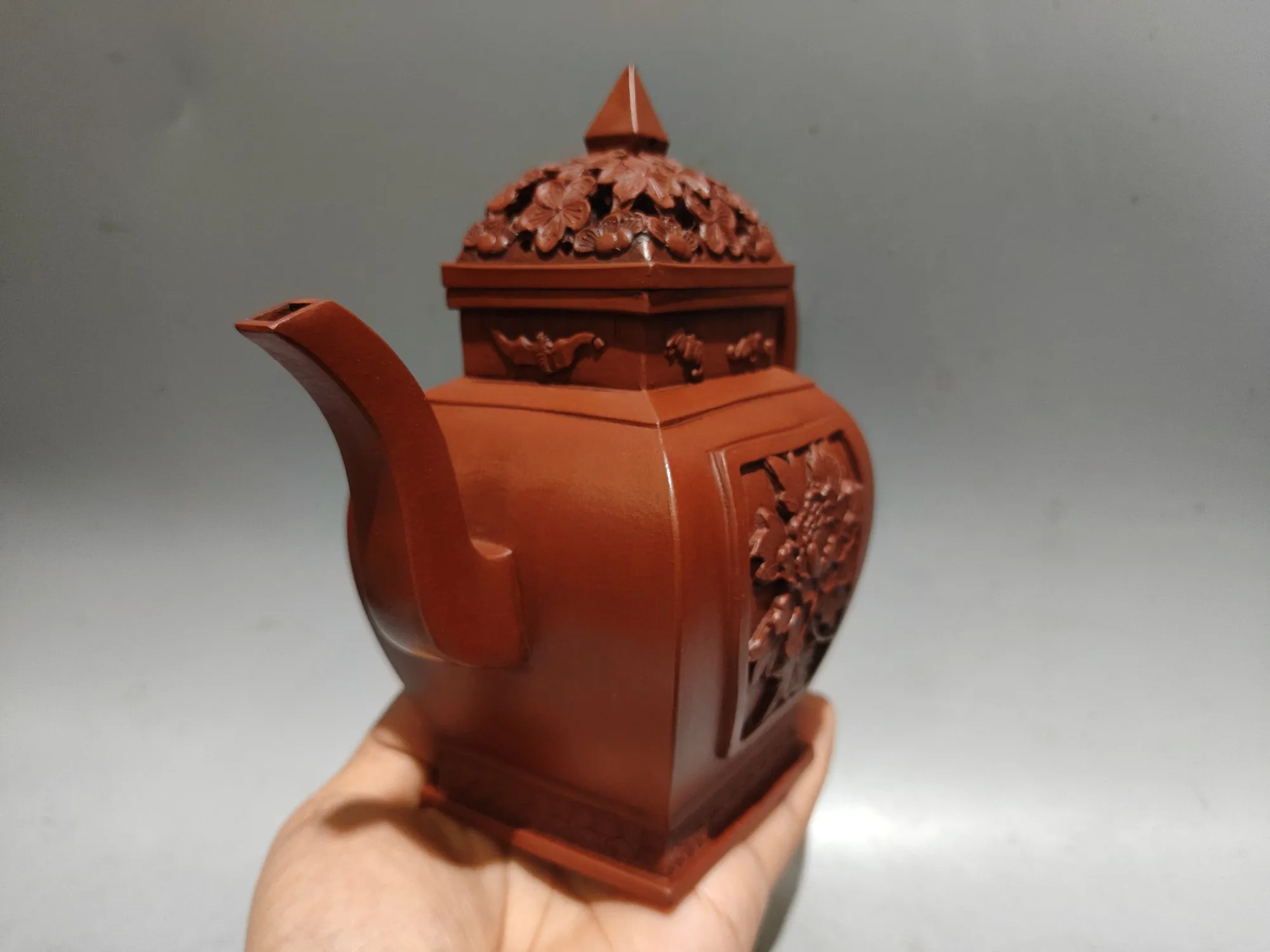 Yixing Purple Clay Pot Flower pattern hollowed-out lid Bat Peony Pot Square Pot Kettle Teapot Flagon