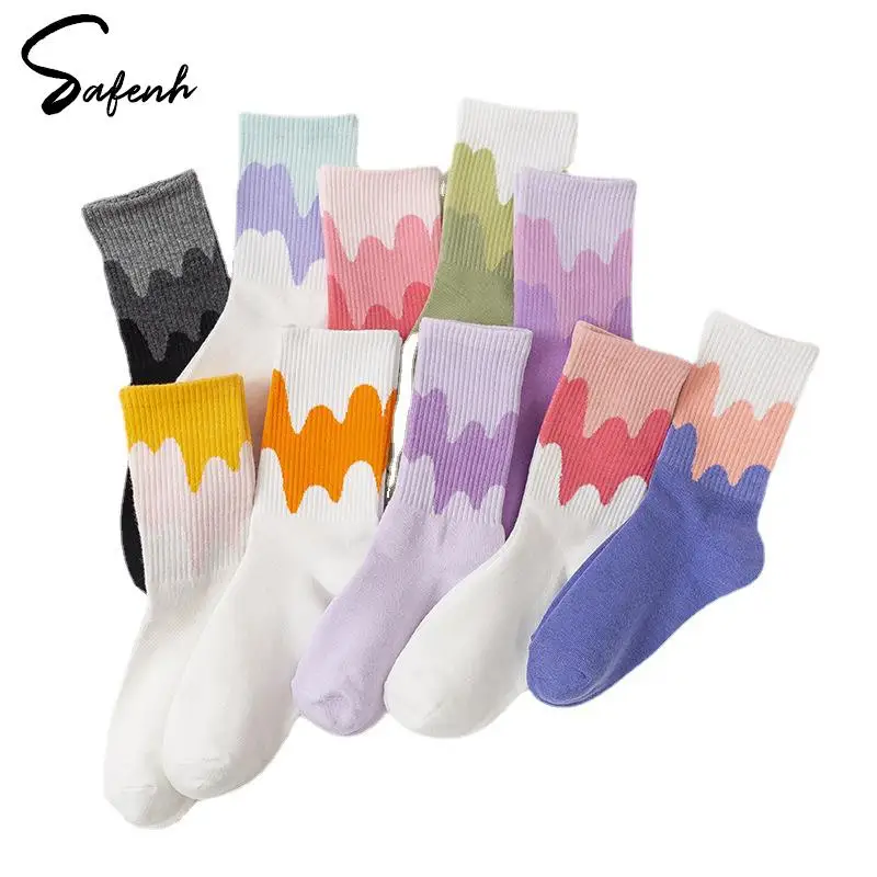 1Pair Fashion Women Cotton Socks Soft Spring Graffiti Socks Female Candy Color Middle Tube Socks For Women Student Sports Socks