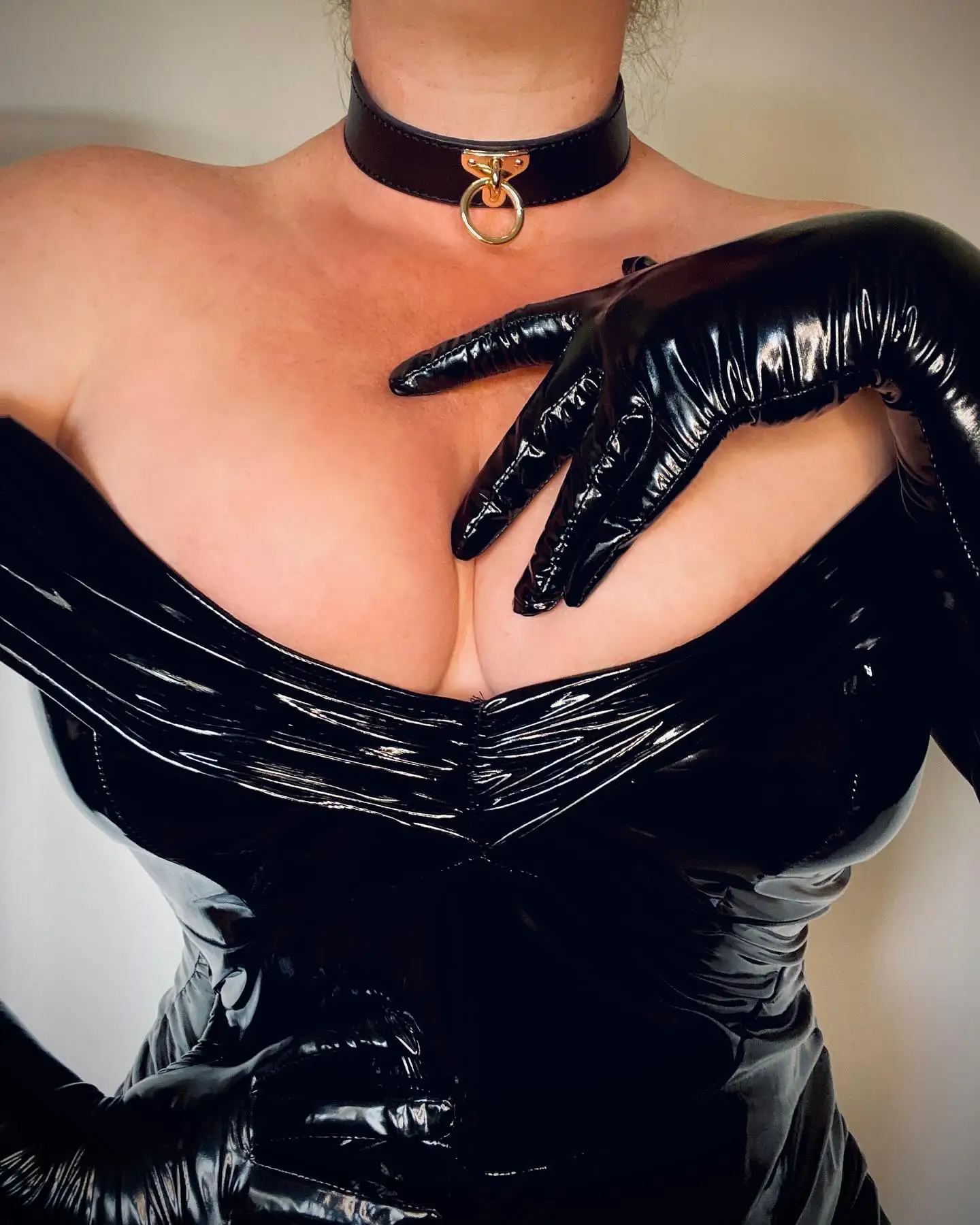 Shine Black LATEX LONG GLOVES Faux Leather Rubber Like Super Thin 28