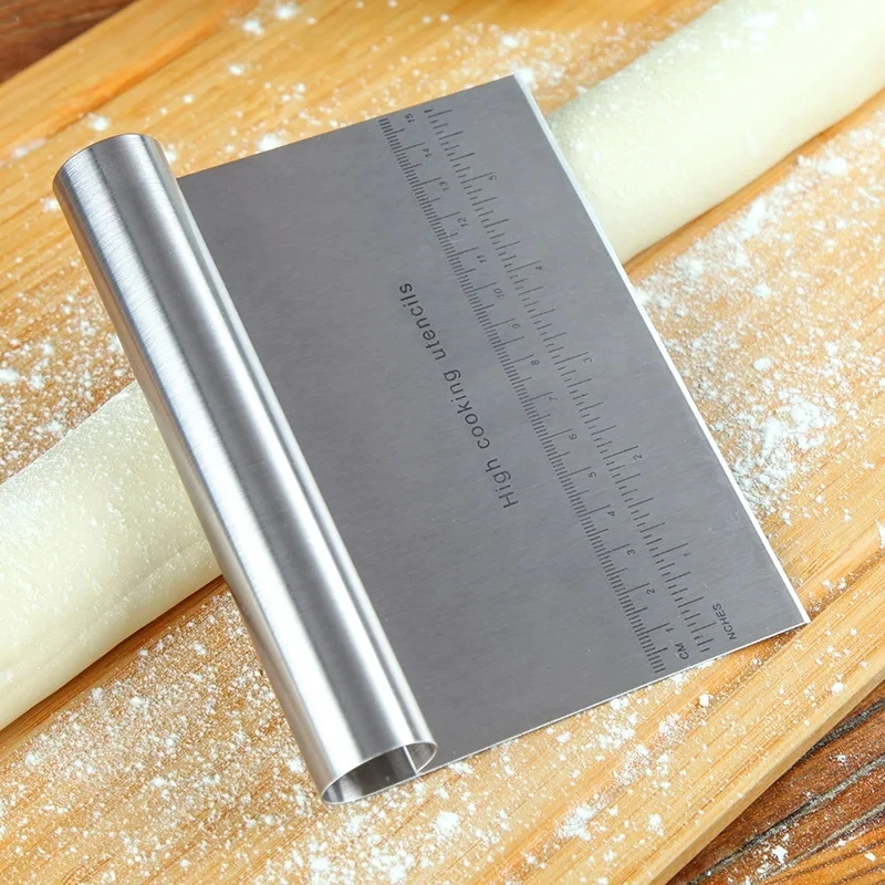 1PC Edelstahl Teig Schaber Pizza Slicer Mehrzweck Kuchen und Brot Separator Skala Messer