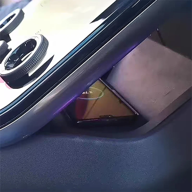 15W Car wireless charger for Range Rover Velar 2017 2018 2019 2020 mobile phone charger fast charger charging holder