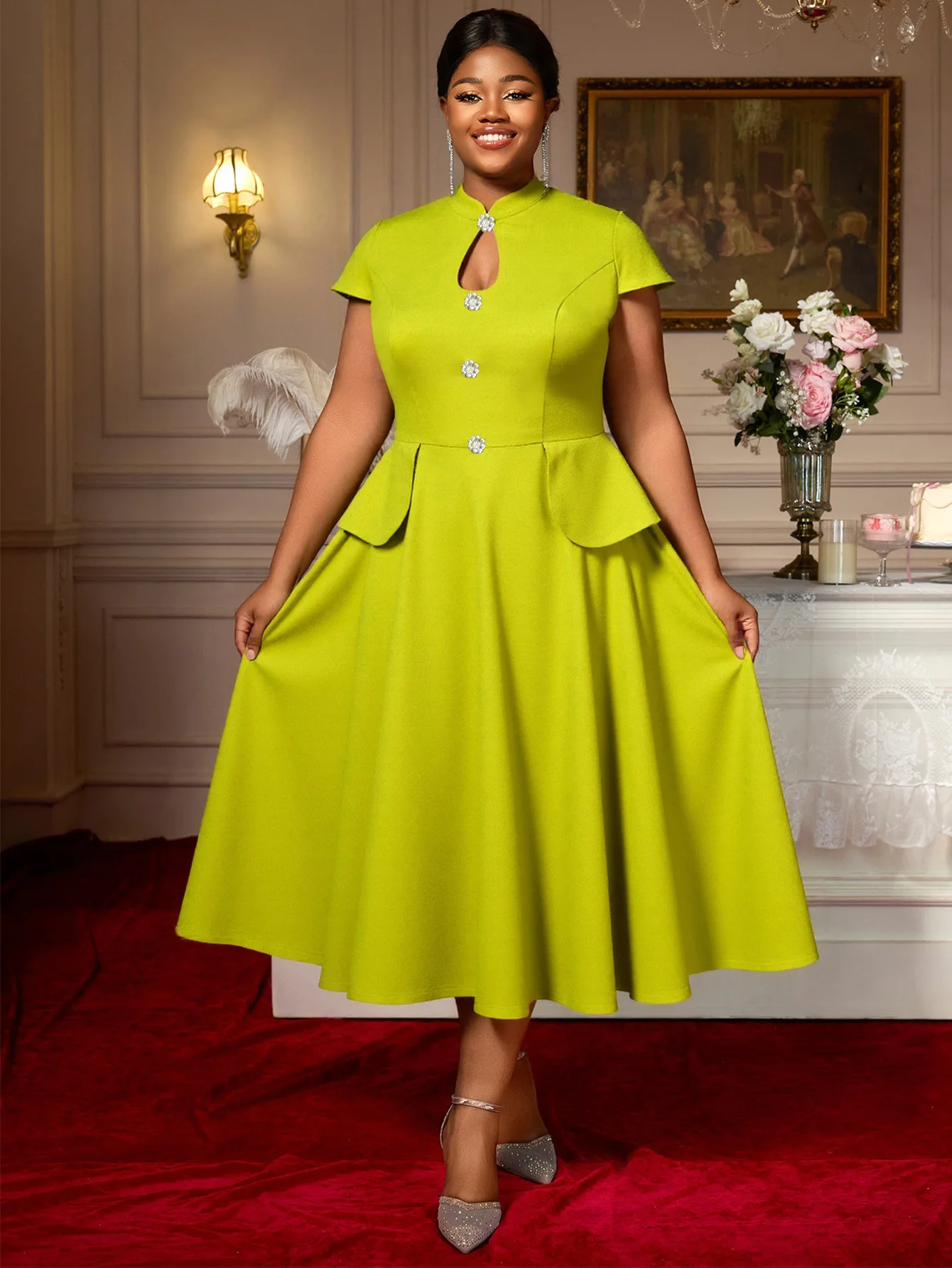 

Large-Sized Solid-Color Cutout Short-Sleeved Dress Stand-Up Collar A-Line Evening Party Dress for Elegant Women