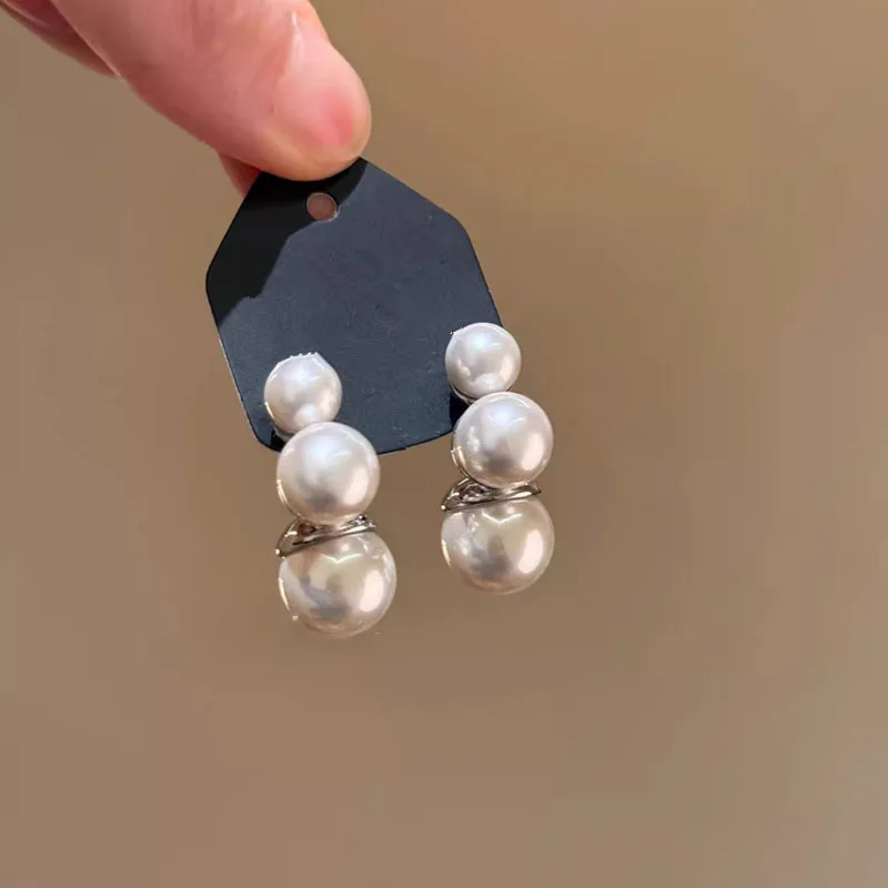 الموضة الحديثة مقلد أقراط اللؤلؤ للنساء الإبداعية الجديدة الساحرة أقراط المجوهرات الكلاسيكية بالجملة #5