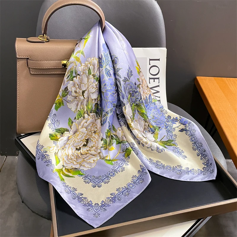 Design Shawl Ladies Neck Tie Luxury Brand Neckerchief Wrist Wrap 100% Real Silk Square Scarf Women Hair Ribbon Headband Bandana