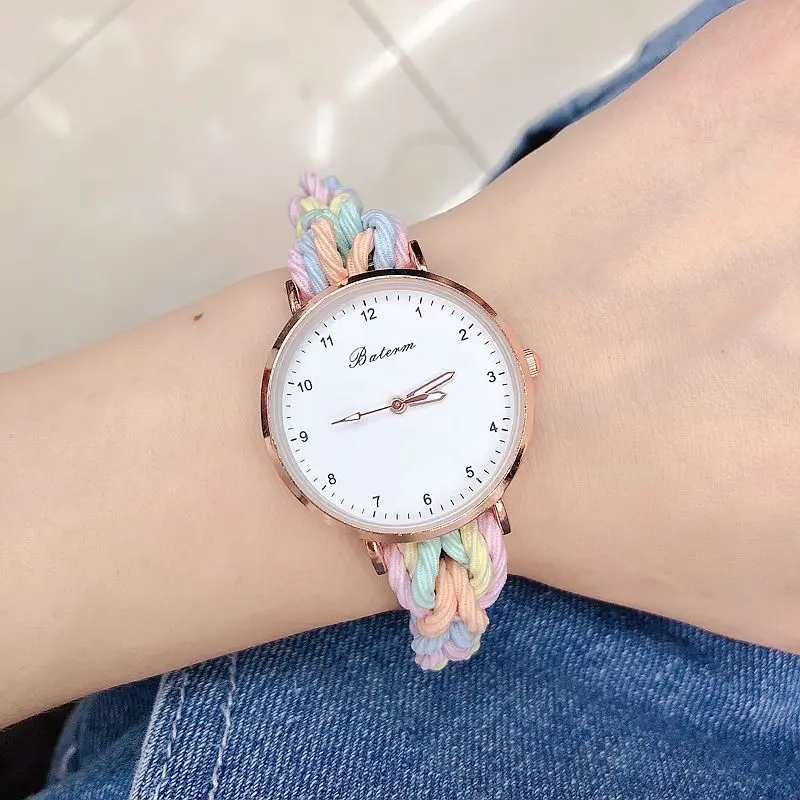 Jam Tangan Rajut Warna Campuran Modis untuk Wanita Jam Tangan Wanita Quartz Sederhana Jam Tangan Wanita Kreatif Tali Elastis Reloj Mujer