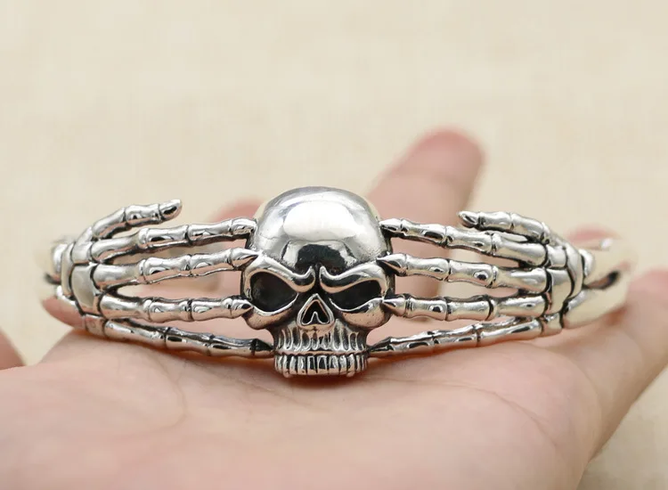 

Браслет из стерлингового серебра с черепом в стиле панк для мужчин: японский и корейский дизайн, аксессуар для парикмахеров и диджеев, экстравагантный, для создания брутального образа.