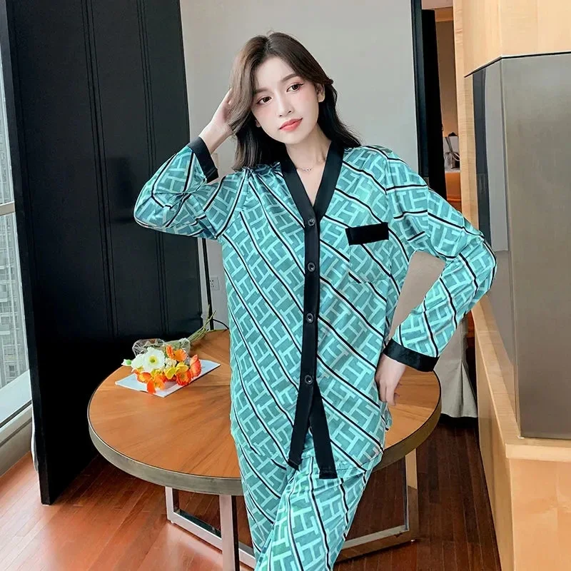 5211-3Women's Pajamas Set V Neck Design Luxury Cross Letter Print Sleepwear Silk Like Home Clothes XXL Large Size Nightwear