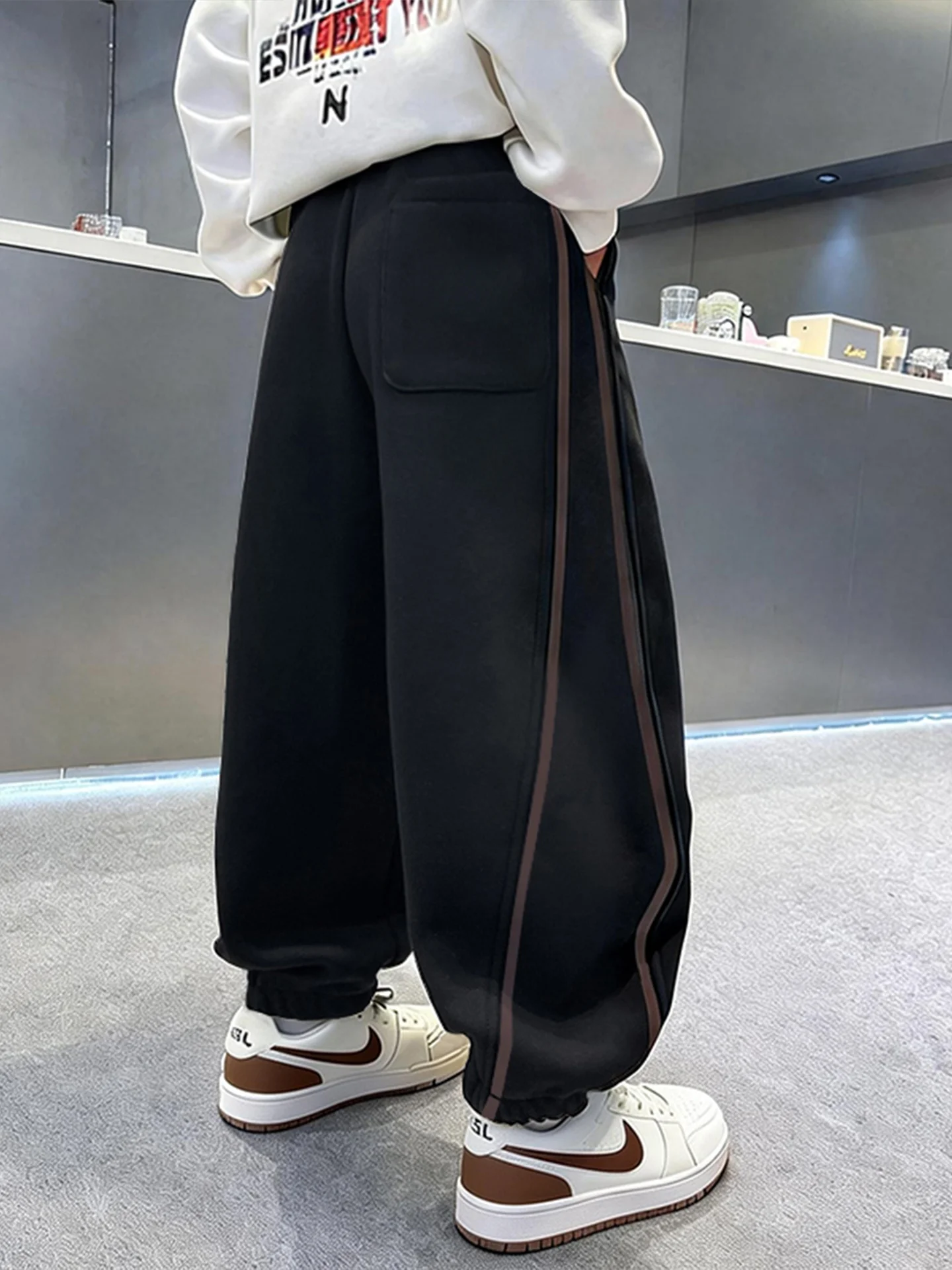 春秋スポーツスタイルボーイズパンツ子供服弾性ウエスト長ズボントレンディボーイズスポーツウェアキッズファッション