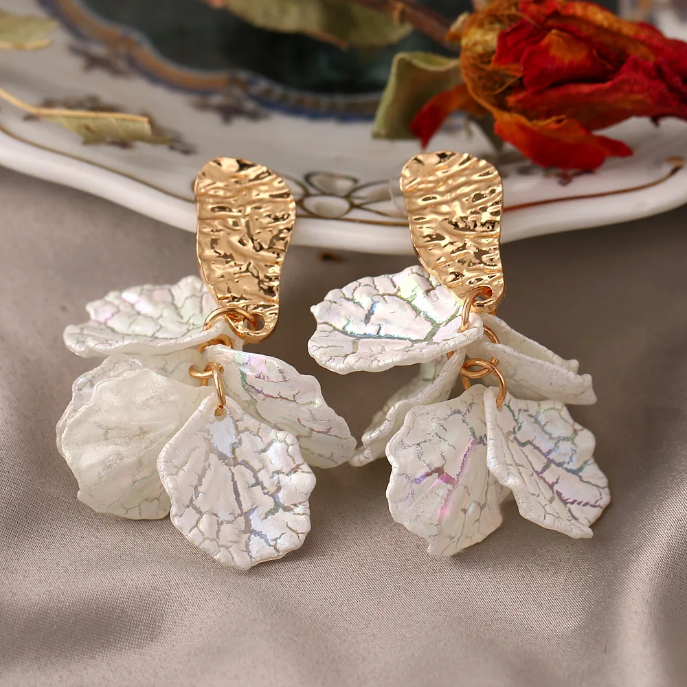 2PC Women's Fashion Trend DIY Pearl Petal Ball Earrings Outdoor Travel Carnival Banquet Party Holiday Dressing Gifts