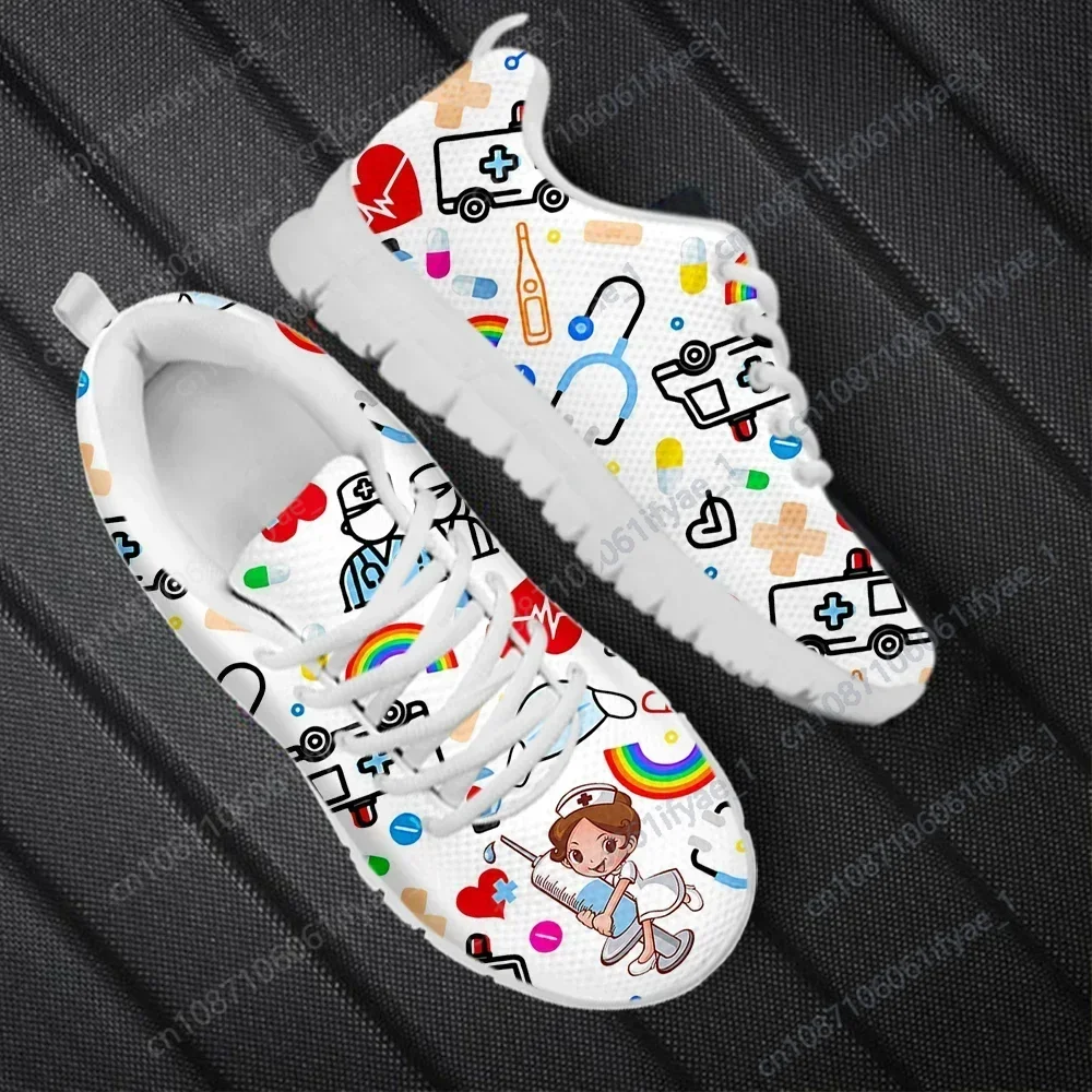 

2024 New Nurse Shoes Classic Cartoon Nurse Girls Ambulance ECG Medical Pattern Lace-up Sneakers Outdoor Footwear Hot