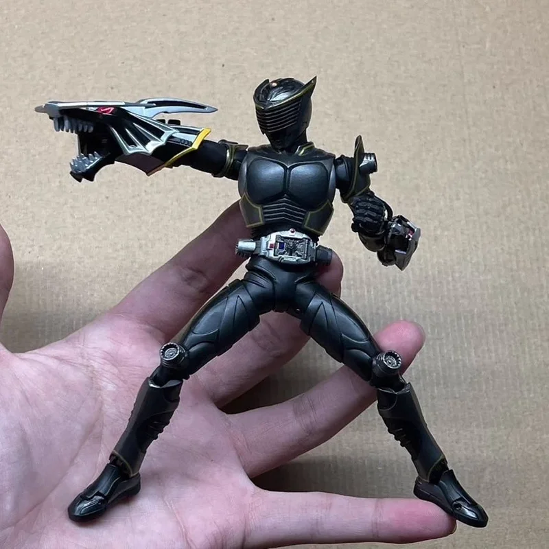 Bandai Kamen Rider figuras de acción GK Ryuga Dragreder invocando contrato bestias modelo juguetes de moda regalos de alta calidad para niños