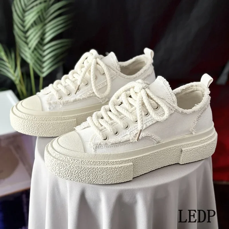 LEDP Brand 2024 New Autumn Niche Design Bread Shoes Men's and Women's Casual Skateboard Shoes Couple Fashion Shoes