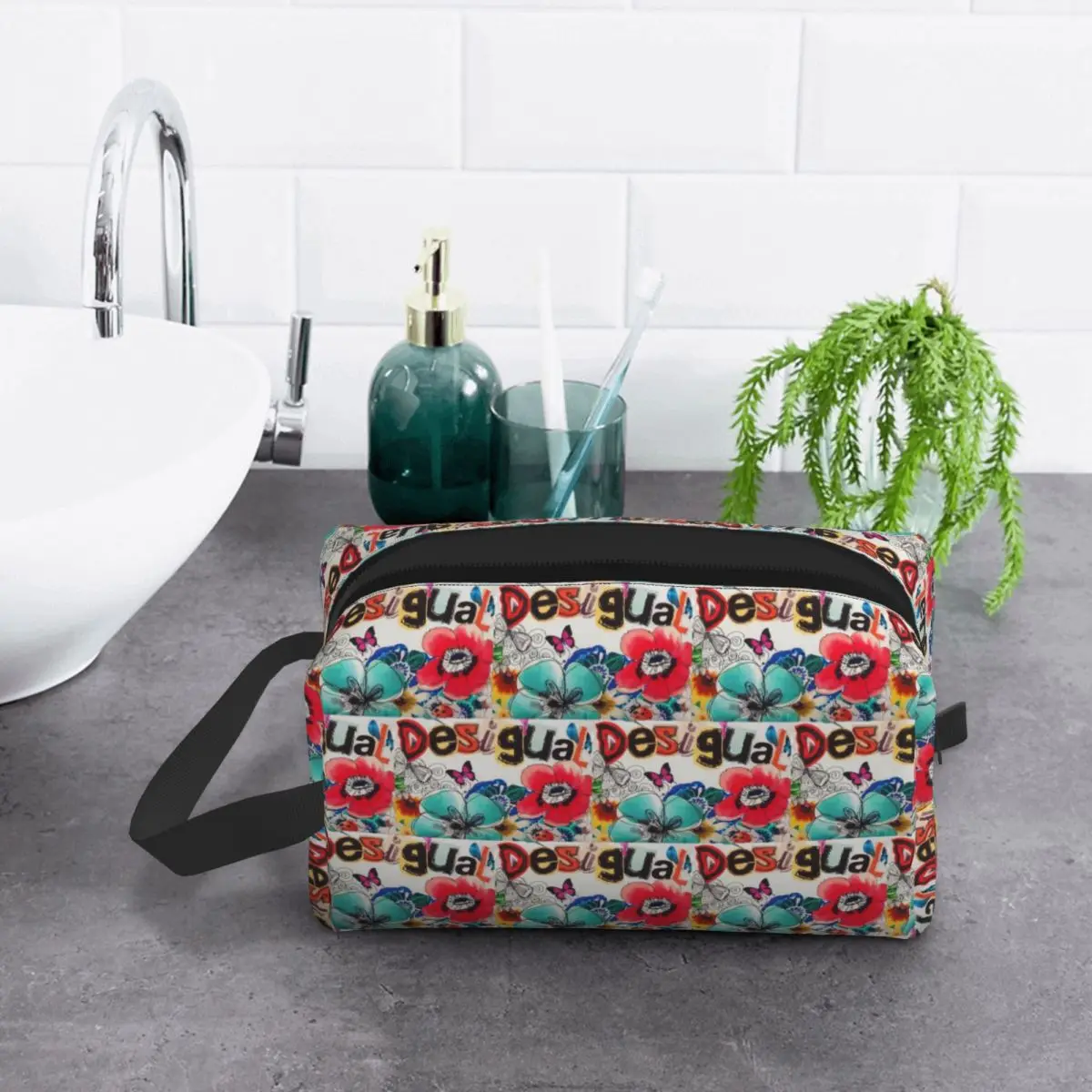 Bolsa de maquillaje personalizada Desigual, organizador de cosméticos, Kit Dopp de almacenamiento, bolsa de cosméticos de aseo para mujer, estuche de lápices de viaje de belleza