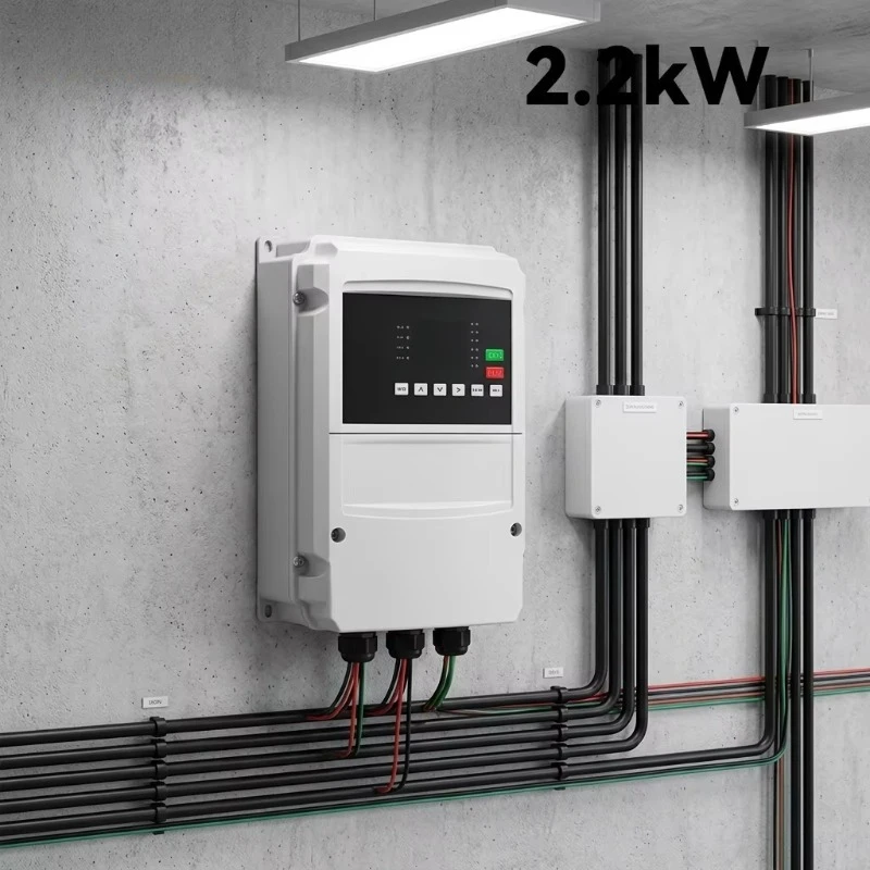 380V 3 Phase Solar Water Pump Inverter VFD, IP65 V/F Control 2.2-18.5kW with RS485 Communication