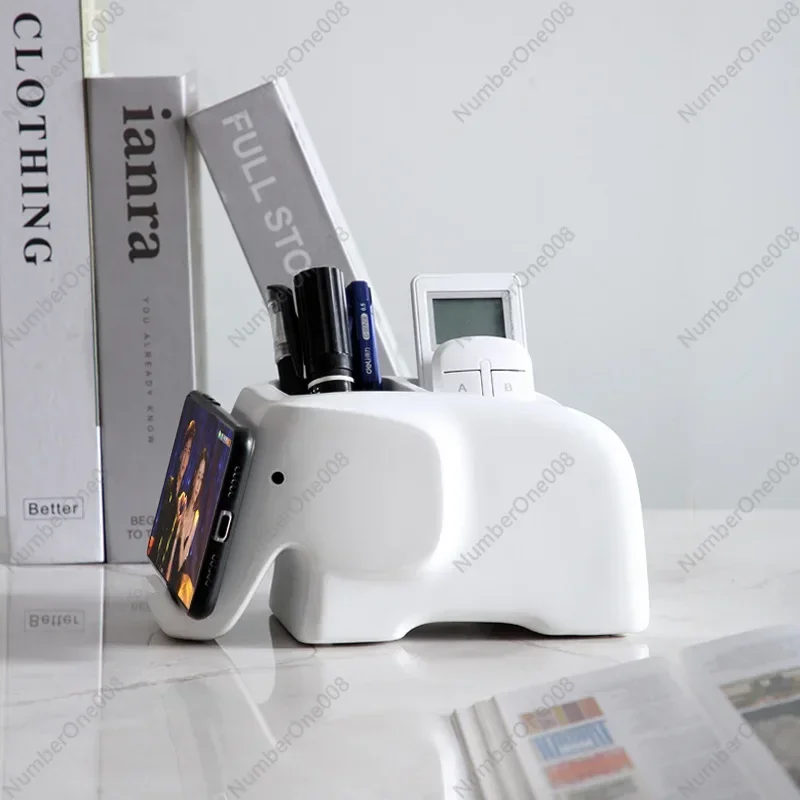 Creative Cartoon Cute Elephant Remote Control Sundries Grid Multi-function Storage Box with Mobile Phone Holder Desktop Ornament