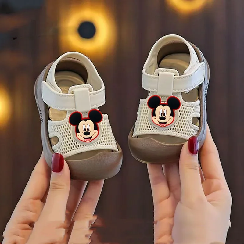 

Детские модные сандалии на мягкой подошве Disney Baotou, Нескользящая пляжная обувь с Микки Маусом для мальчиков и девочек, детская нескользящая обувь для малышей