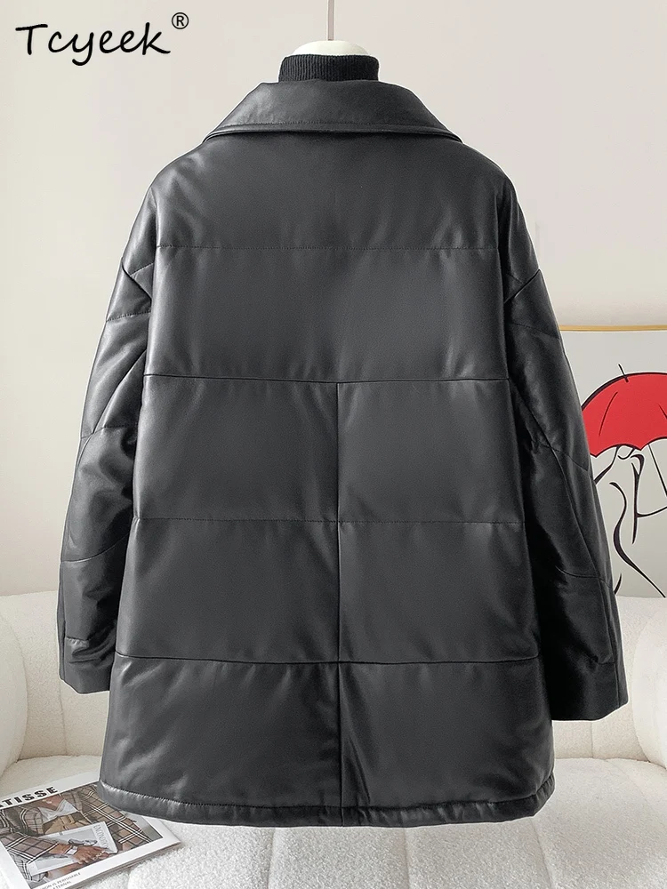 Tcyeek real pele de carneiro outono inverno alta pescoço mangas compridas preto engrossado comprimento médio feminino pato branco para baixo jaqueta veste femme