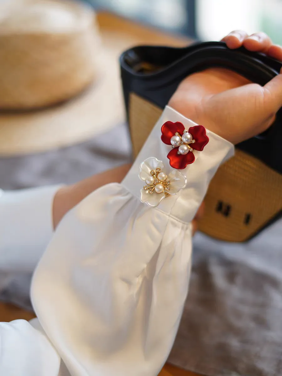 2 Pièces Cache-boutons Fleuris Tendance et Décoratifs pour Vêtements DIY, Décoration de Boutons de Chemise et de Manches