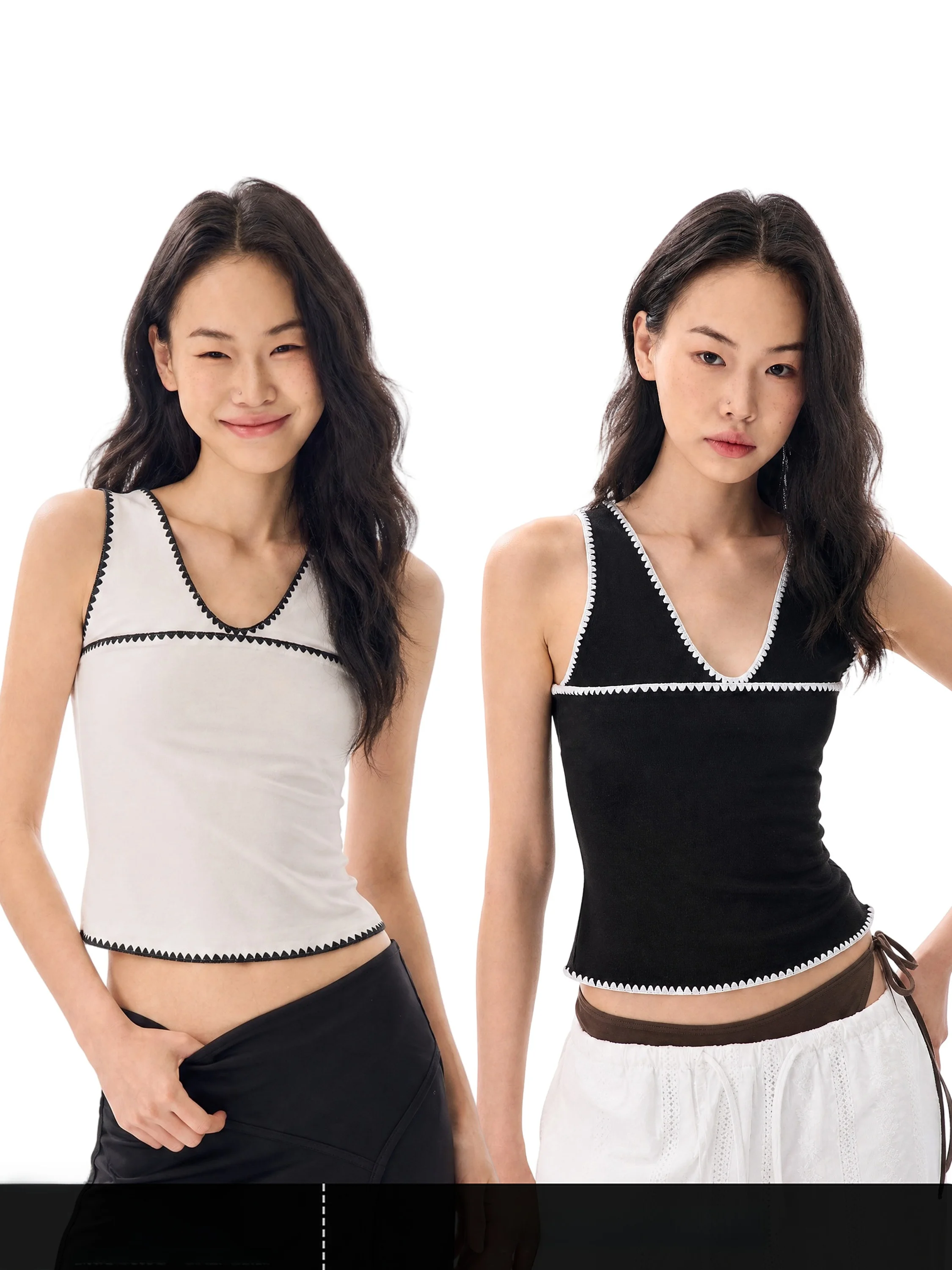 Gogo Burn American Style White V-neck Black  Short Strap Vest Women's Summer New Design Slim Fit Top Cotton Blend Material