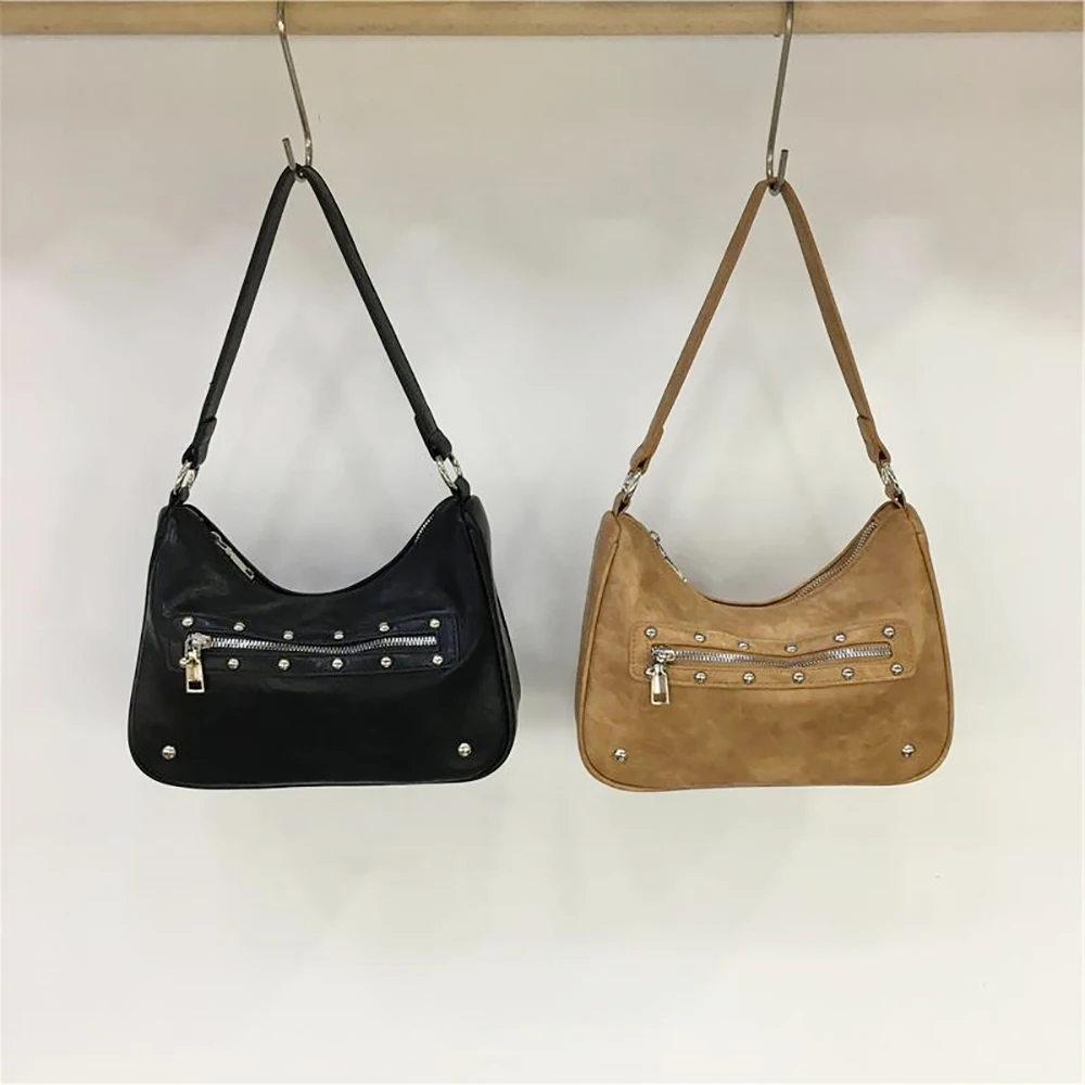 

Women's Fashion Rivet Crossbody Bag Light Luxury Solid Color Zipper Versatile One Shoulder Bags Daily Commute Underarm Packs