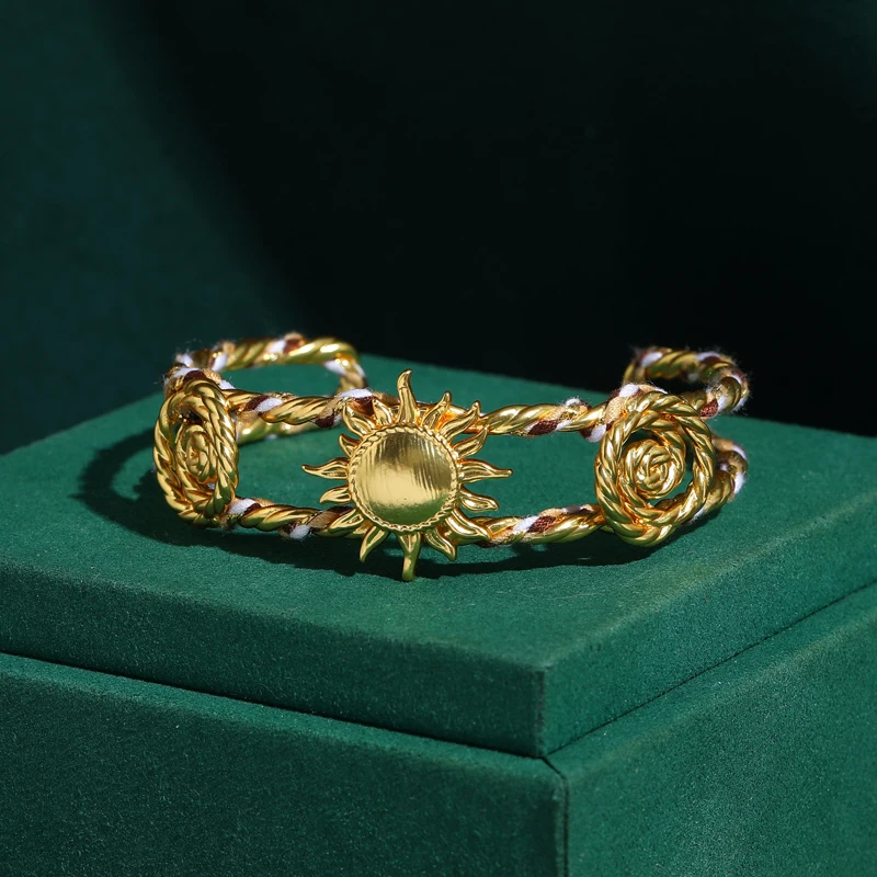 

Vintage Cuff Bangles Stone Charm Sun Flower Designer Antique Gold Plated Rope Knot Jewelry Luxury 2026 Classic Accessories
