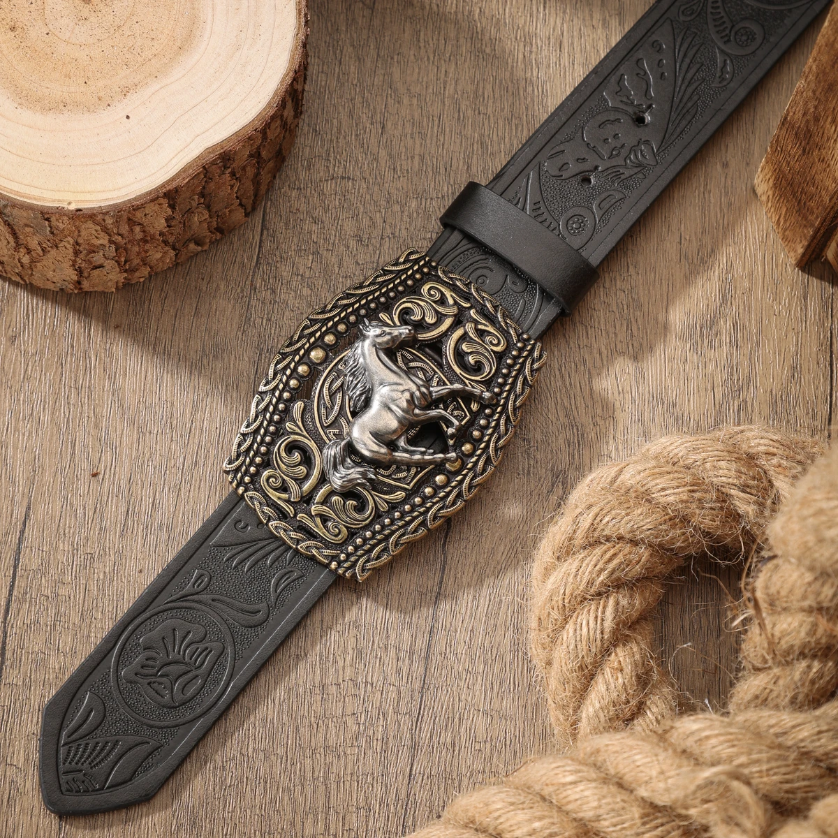 Ein PU-Gürtel für Damen und Herren, der den Stil von Western-Denim und Retro vereint, ist perfekt für alltägliche Freizeitausflüge. – Detail 4