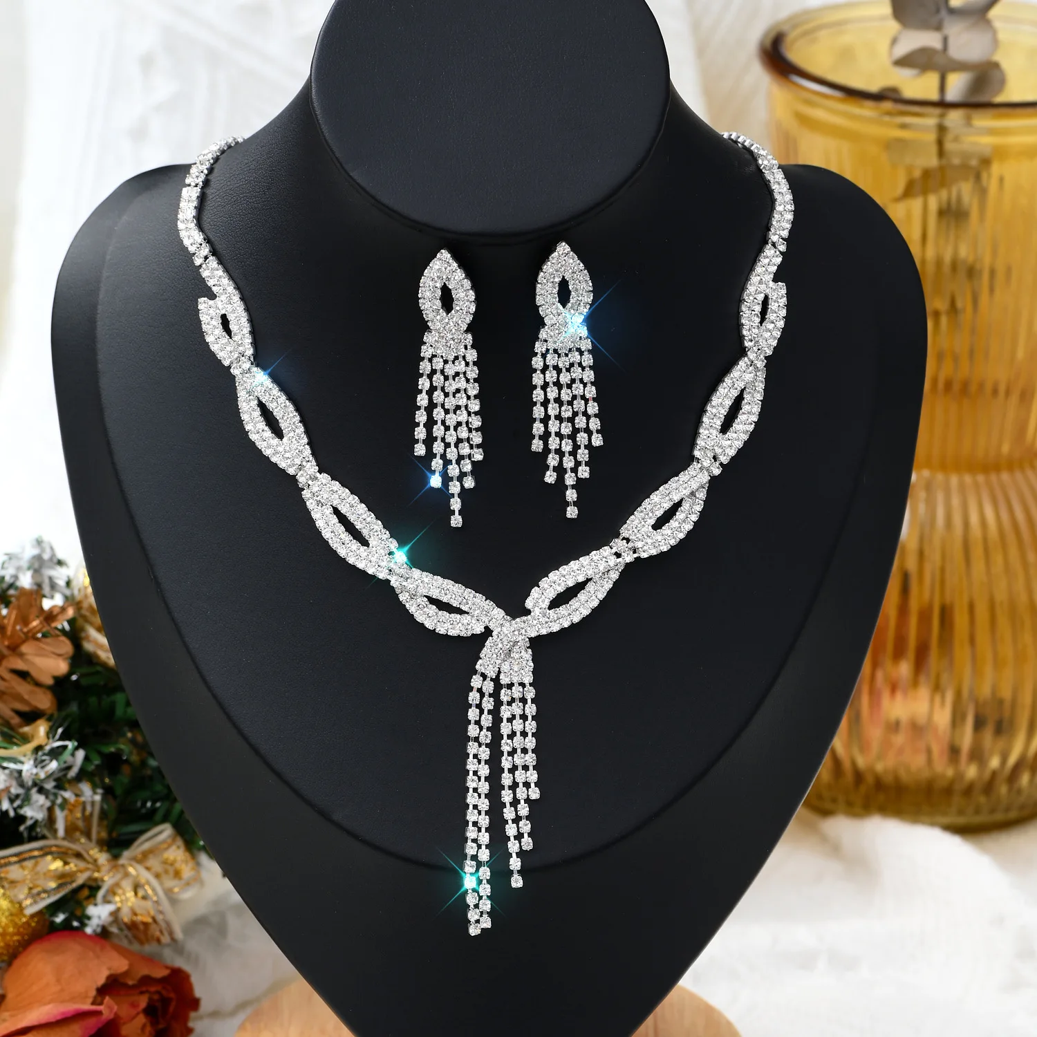 1 Set Of Fashionable Copper Inlaid Claw Chain Necklace, Earrings, Jewelry Set, Women\'s Wedding Banquet Party Daily Necessities