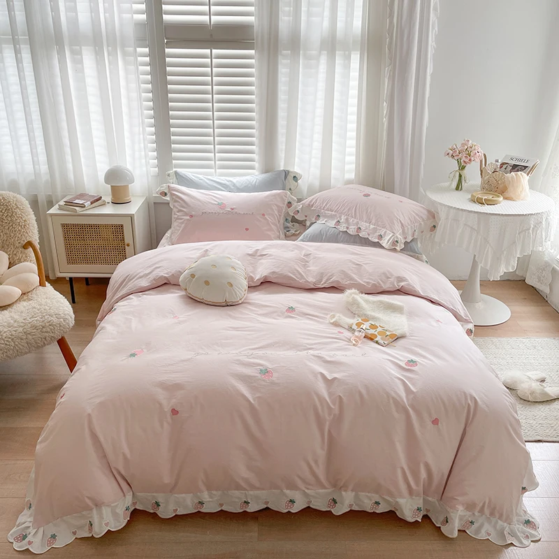 

Princess wind washed cotton four-piece set girl heart cute strawberry embroidered quilt cover sheets pure cotton bedding