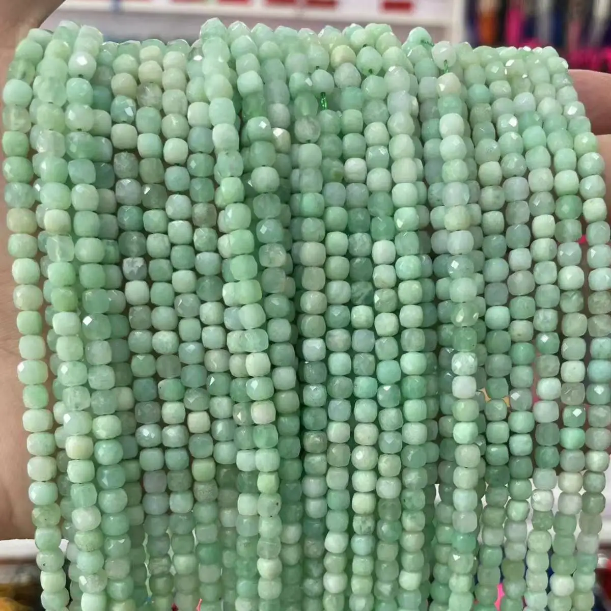 Natural Stone Beads Faceted Australia Chrysoprase Jade Cube Gemstone Spacer Beads For DIY Bracelet Necklace Making 4-5MM