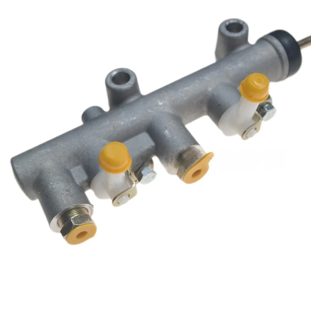 Silver Brake Master Cylinder Replacement Brake Component Robust Gray Cast Iron Material Compact Structure Design