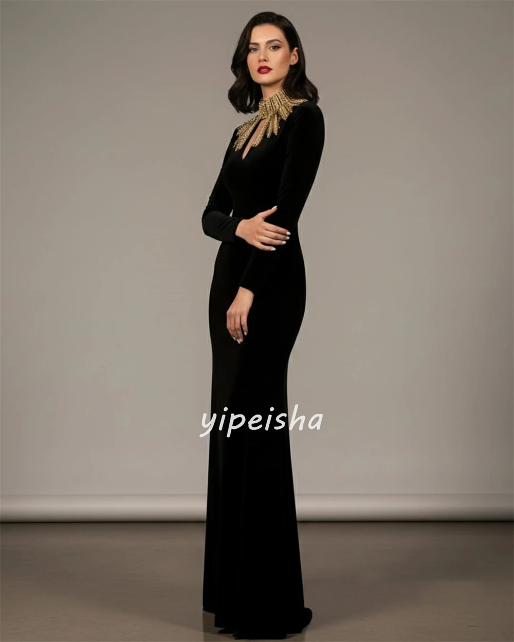 맞춤형 우아한 이브닝 드레스 하이 칼라 긴 소매 라인스톤 프롬 가운 모던 스타일 여성용 홀로우 아웃 플로어 길이 드레스