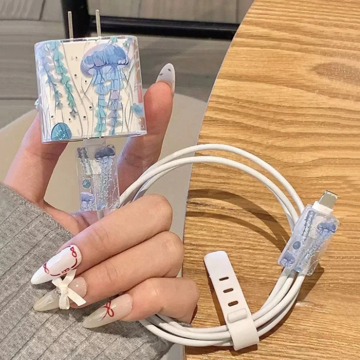 Transparentes Tier für iPhone iPad 18/20 W Ladegerät Hülle Cartoon USB Datenschutz Hülle Abdeckung TPU Kabelwickler für iPhone 16 15 PRO – Detail 7