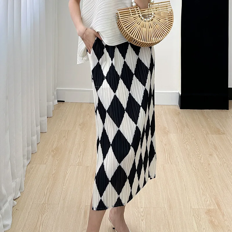 Miyake-Falda plisada con estampado de diamantes para mujer, prenda informal y cómoda, elegante y ajustada, novedad de verano, 2024