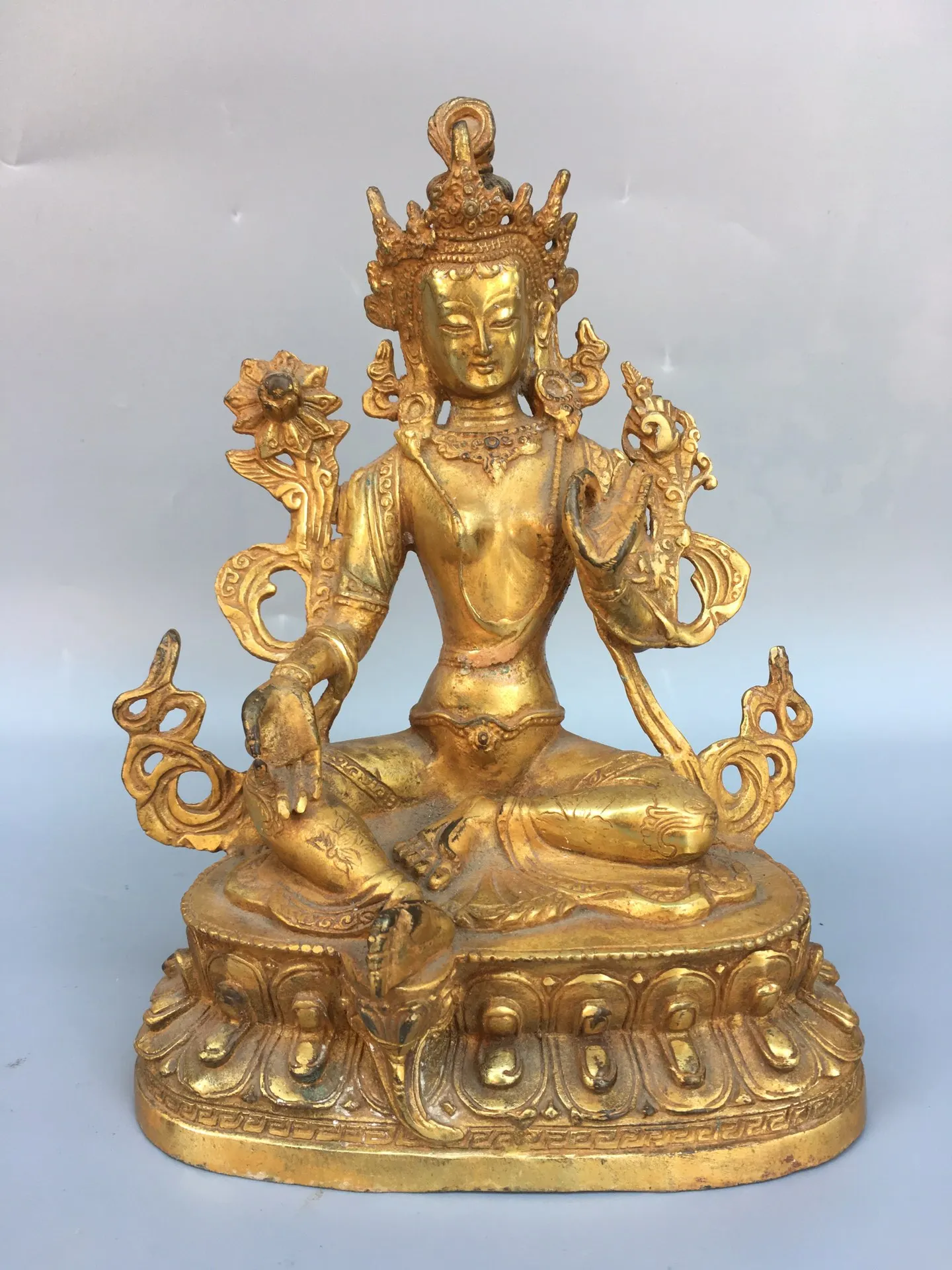 

antique Chinese refined bronze gilded green Tara BuChinese refined bronze gilded green Tara Buddha Statue Tantric Buddha Statue