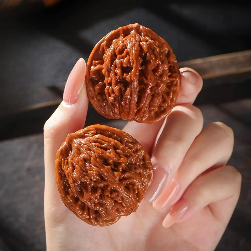 High Polished Natural Wenwan Walnut Dragon Vein Tiger Head Lion Head Fidget Hand Toy Collectible Craft Gift For Men Hand Massage