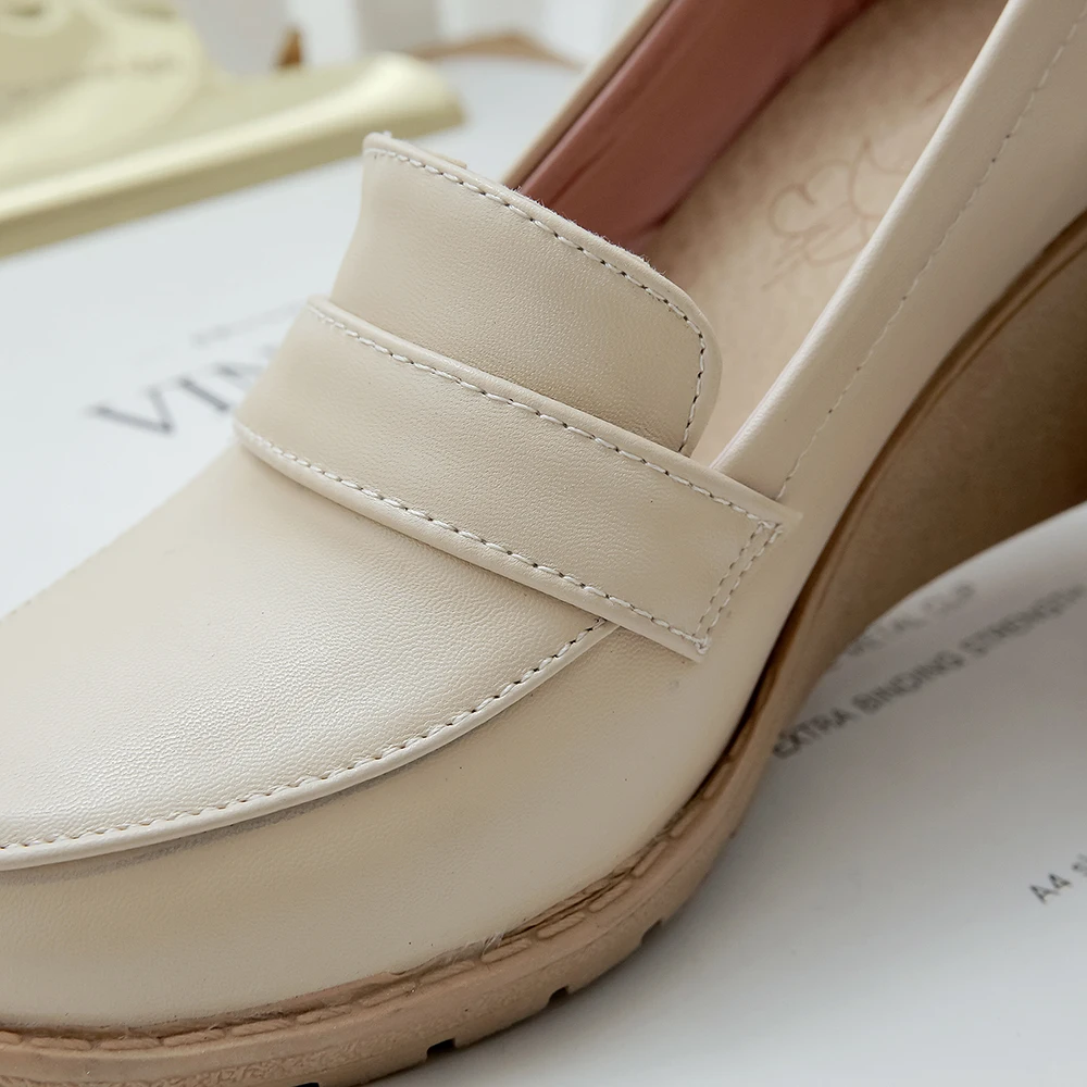 Donne zeppe mocassini donna Casual PU scarpe in pelle ufficio lavoro scarpe da barca classici tacchi alti pompe piattaforma femminile 2023