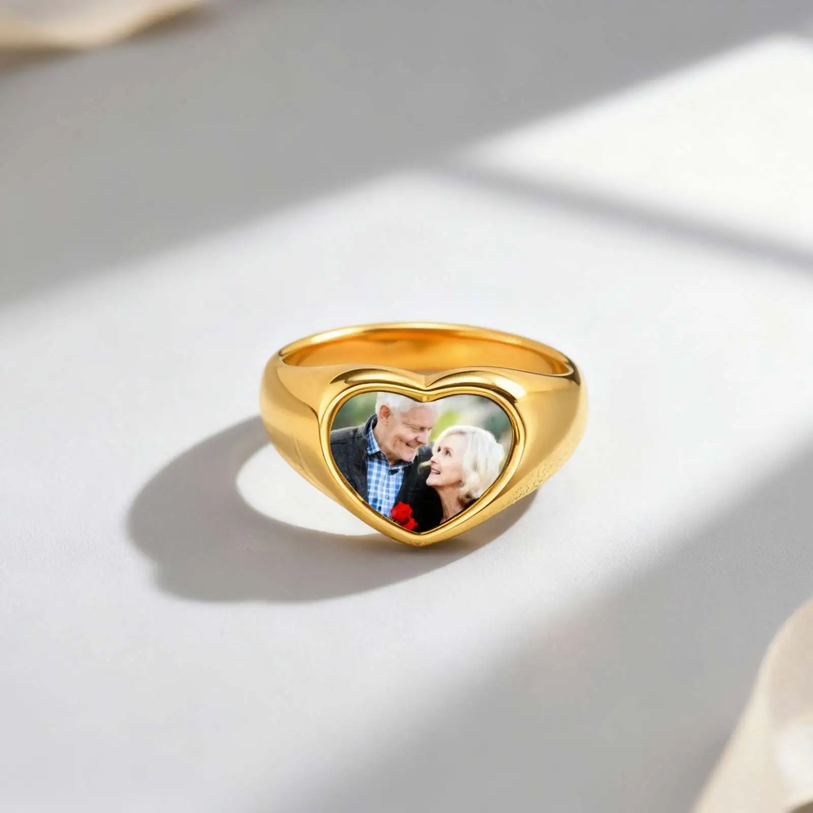 แหวนสลักรูปภาพส่วนตัวสำหรับผู้หญิง แหวนสแตนเลสสตีล สัญลักษณ์ โลโก้ รูปภาพครอบครัว รูปหัวใจ แหวนแบบกลม เครื่องประดับส่วนบุคคล ของขวัญ