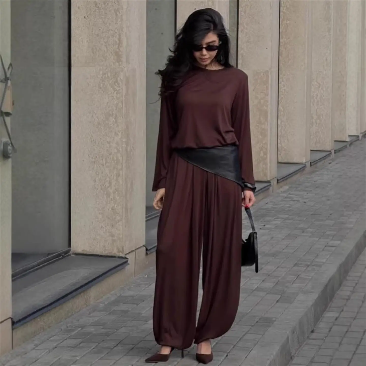 Fall 2026 Women's Long Sleeve round Neck Slim Fit Sporty Top And Pants Set Elegant Style Cross-Border Fashion Casual Wear