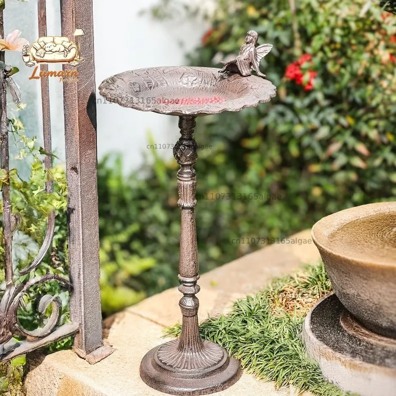 Retro and old peacock cast iron floor-to-ceiling bird feeder bath basin garden decoration oil lamp holder grocery garden orn