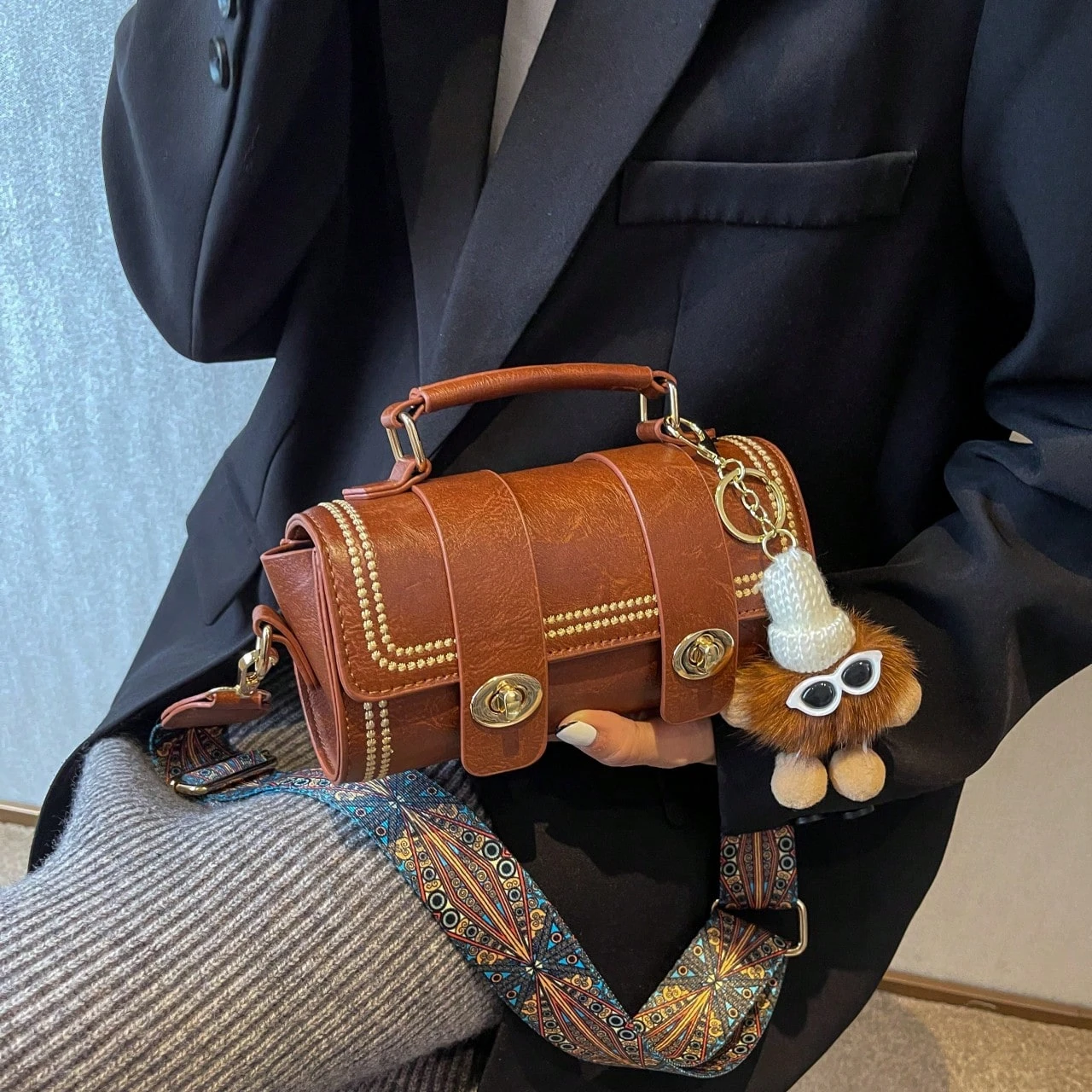 حقيبة يد ريترو صغيرة اسطوانة للنساء، حقيبة كتف كروسبودي للاستخدام اليومي حقيبة كتف أسطوانية على الطراز العتيق حقيبة نسائية