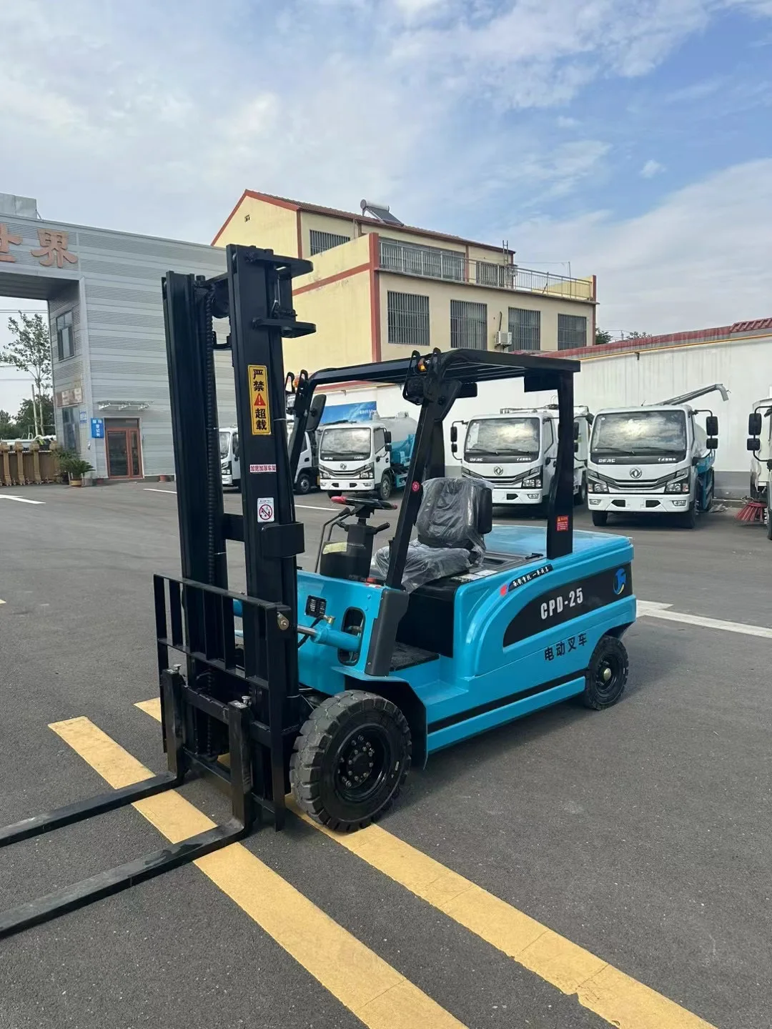 رافعة شوكية كهربائية الصين الصانع 1 طن 2 طن بطارية 72 فولت مصنع التخصيص بطارية ليثيوم رافعة شوكية هيدروليكية 3 طن السعر